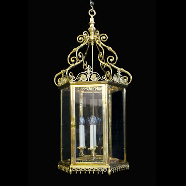 Large decorative 'Windsor' lantern